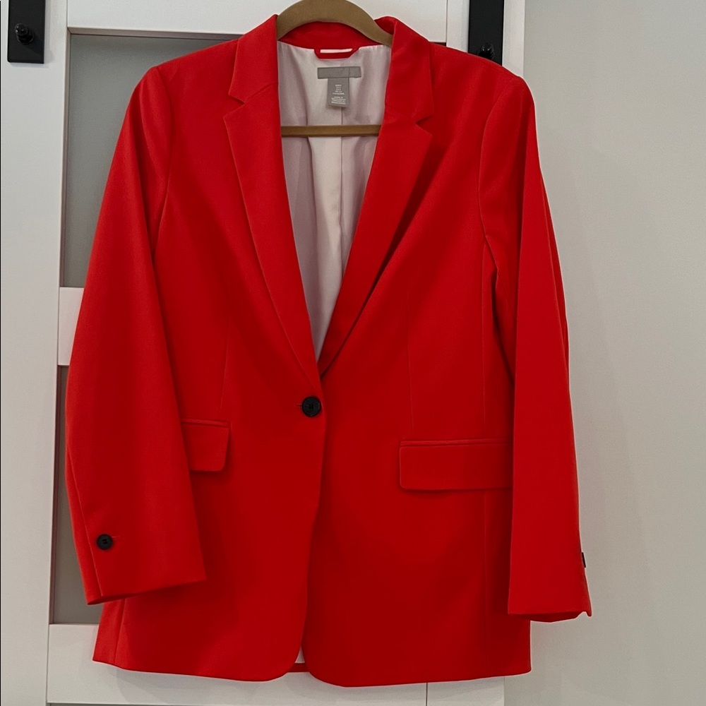 H & M women’s blazer